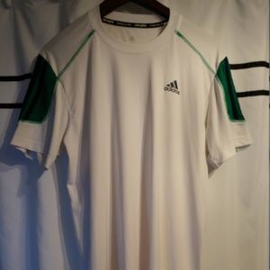 Classic Adidas Lightweight S/S Sports T-Shirt (M)